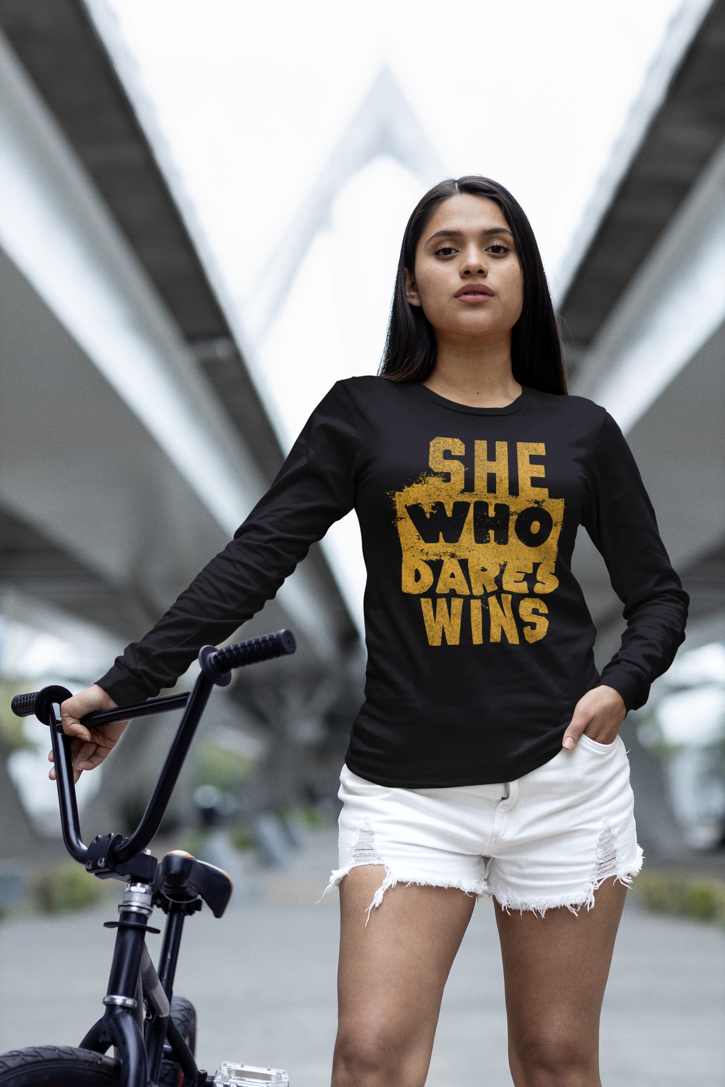 SHE WHO DARES WINS | LONG SLEEVE TEES